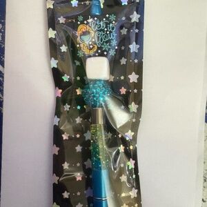 Let it Flow wine cup Elsa Handmade Snow Globe Pen